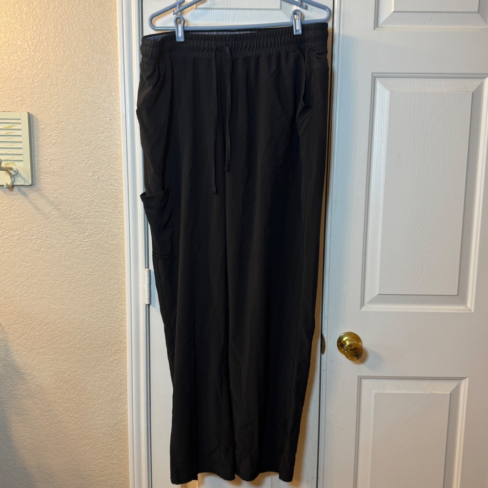 Scrubstar Premium Scrubwear women's Size 2XL Black Cargo Drawstring Straight Leg